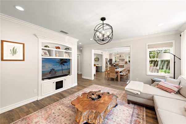 Chandelier, Dining room, Interior, Living room, Pendant Lights, Recessed Lighting, Wood Texture Flooring