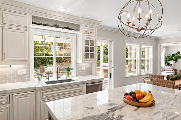 Chandelier, Dining room, Interior, Kitchen, Recessed Lighting