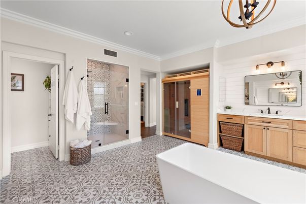 Bathroom, Dual Sink Vanities, Free Standing Baths, Glass Shower, Interior, Recessed Lighting