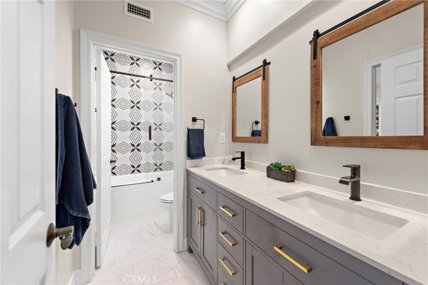 Bathroom, Dual Sink Vanities, Interior, Marble