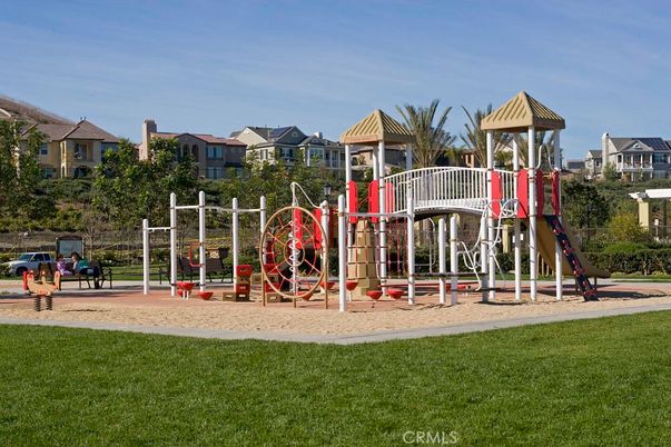 Backyard, Exterior, Playground