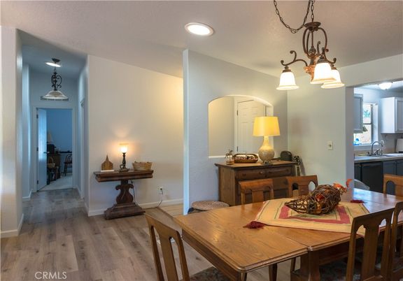 Dining room, Interior, Kitchen, Pendant Lights, Recessed Lighting, Wood Texture Flooring