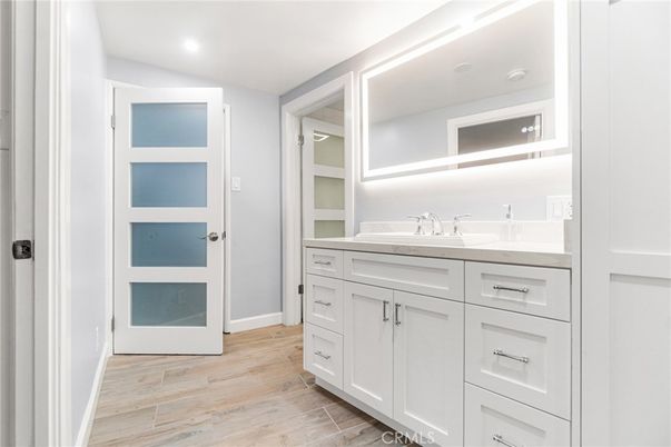 Bathroom, Interior, Recessed Lighting, Wood Texture Flooring