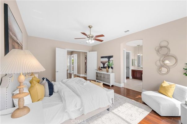 Bedroom, Interior, Pendant Lights, Wood Texture Flooring