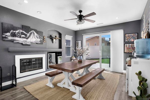 Dining room, Fireplace, Interior, Recessed Lighting, Wood Texture Flooring