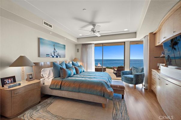 Bedroom, Interior, Recessed Lighting, Water, Wood Texture Flooring