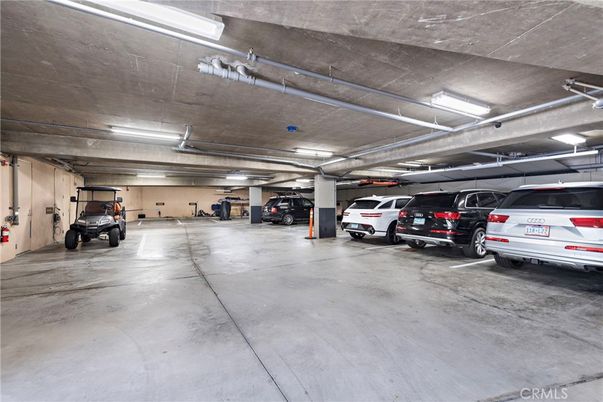 Garage, Interior