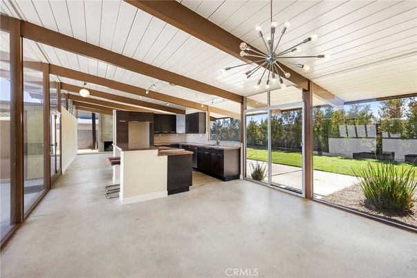 Interior, Kitchen, Pendant Lights, Sun Room, Wooden Beams
