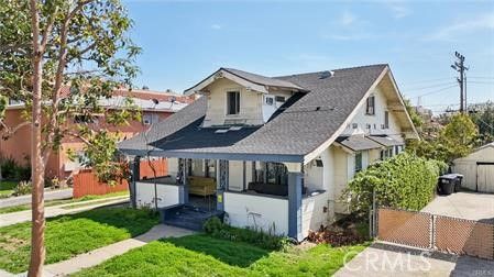 Exterior, Facade, American Craftsman