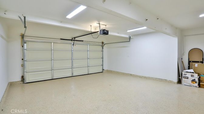 Garage, Interior, Recessed Lighting