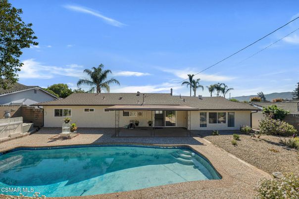 Exterior, Pool