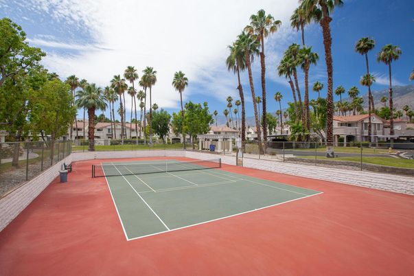 Exterior, Tennis Courts
