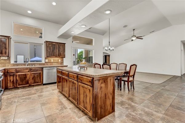 Chandelier, Dining room, Interior, Kitchen, Recessed Lighting, Stainless Steel Appliances