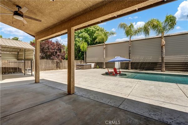Exterior, Hot Tub, Pool