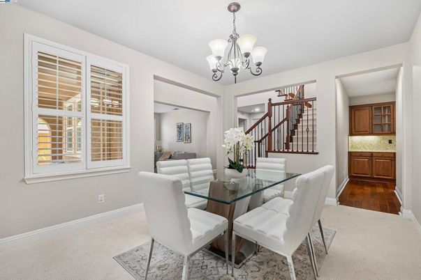 Chandelier, Dining room, Interior, Recessed Lighting, Wood Texture Flooring