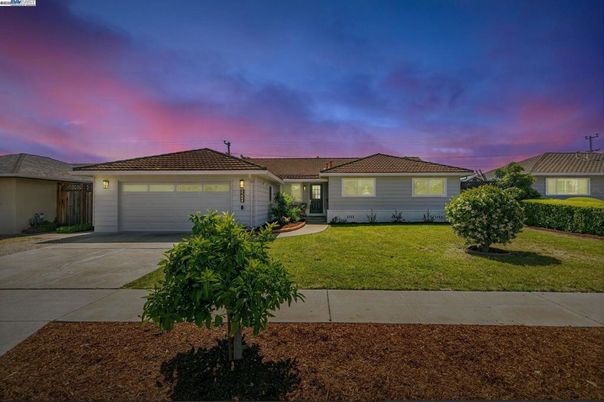 Attached, Backyard, Exterior, Facade, Ranch