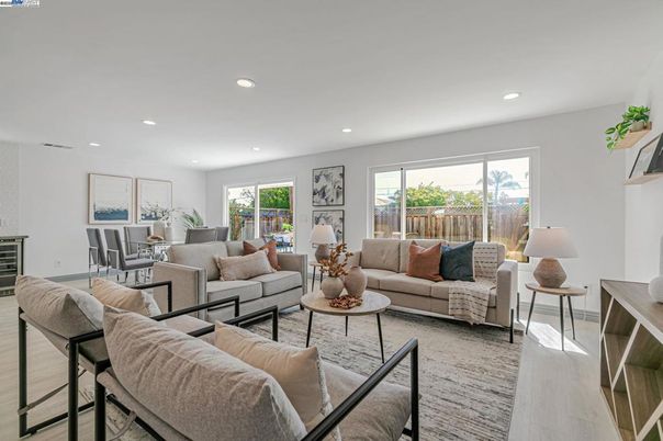 Dining room, Interior, Living room, Recessed Lighting, Wood Texture Flooring
