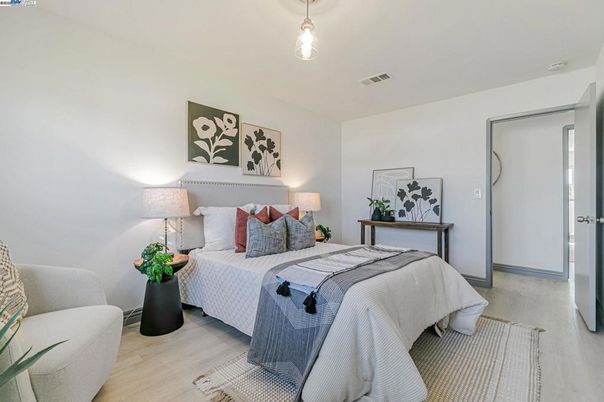 Bedroom, Interior, Pendant Lights, Wood Texture Flooring