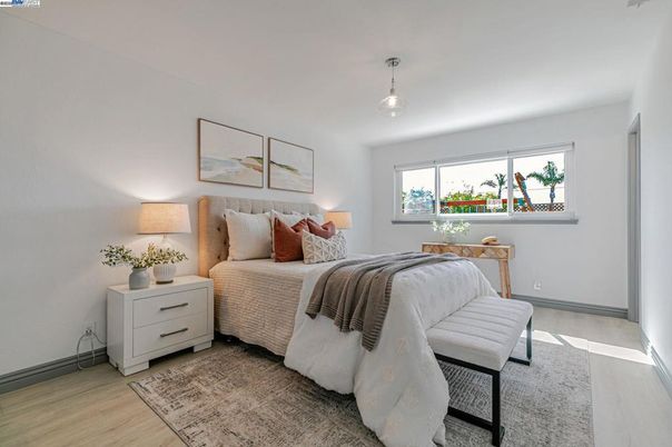 Bedroom, Interior, Pendant Lights, Wood Texture Flooring