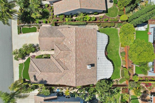 Exterior, Drone