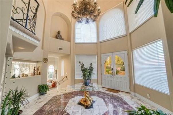 Chandelier, Interior, Marble, Recessed Lighting