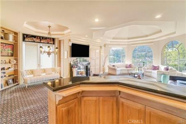 Chandelier, Interior, Living room, Recessed Lighting