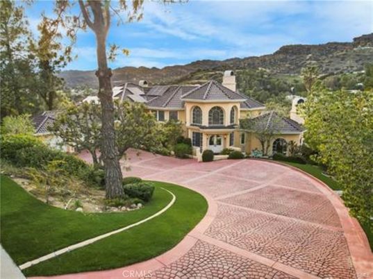 Backyard, Exterior, Facade, Mediterranean