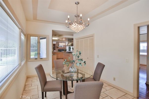 Chandelier, Dining room, Interior