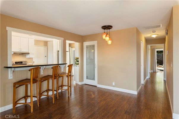 Interior, Kitchen, Pendant Lights, Wood Texture Flooring