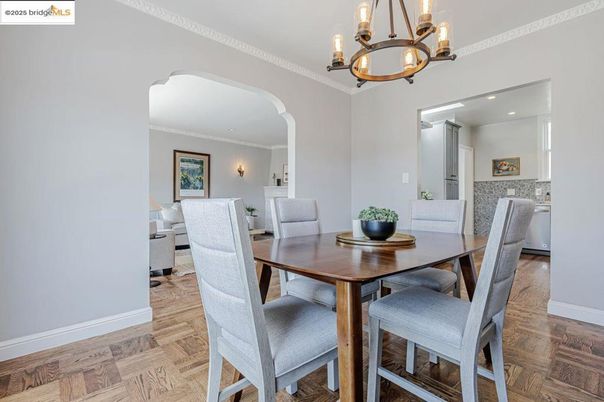 Chandelier, Dining room, Interior, Recessed Lighting, Wood Texture Flooring