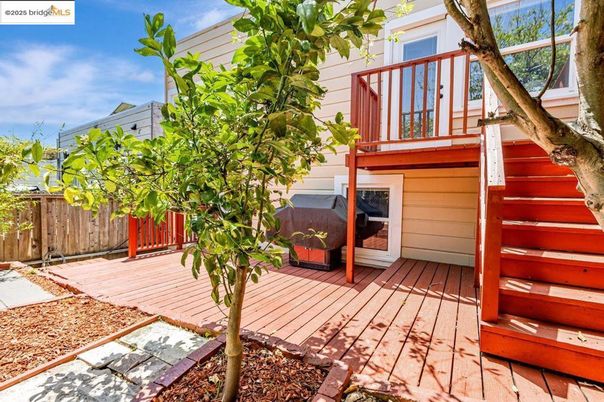 Exterior, Hot Tub
