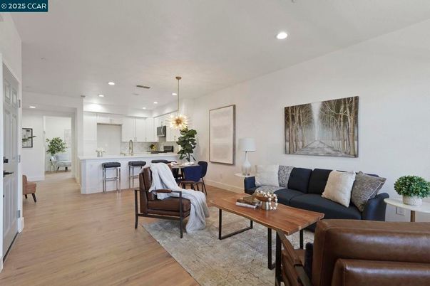 Dining room, Interior, Kitchen, Living room, Pendant Lights, Recessed Lighting, Wood Texture Flooring