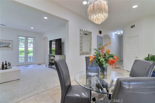 Chandelier, Dining room, Interior, Recessed Lighting