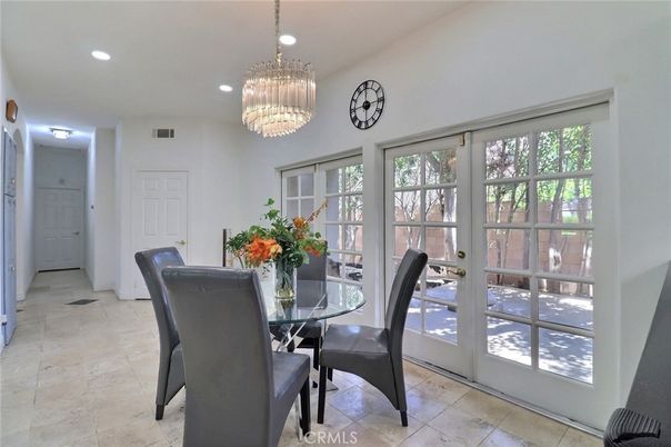Chandelier, Dining room, Interior, Recessed Lighting