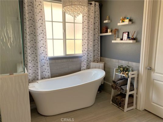Bathroom, Free Standing Baths, Interior