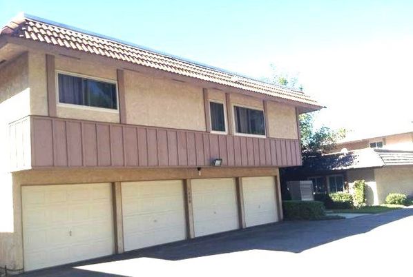 Attached, Exterior, Facade, Mediterranean