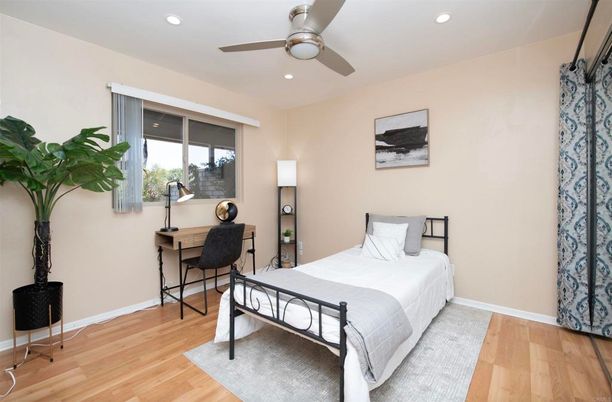 Bedroom, Home Office, Interior, Recessed Lighting, Wood Texture Flooring