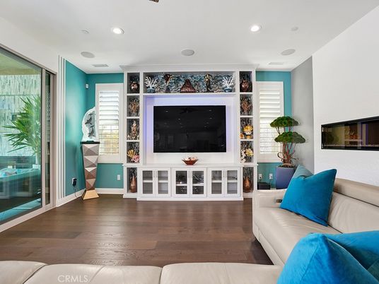 Interior, Kitchen, Living room, Recessed Lighting, Stainless Steel Appliances, Wood Texture Flooring
