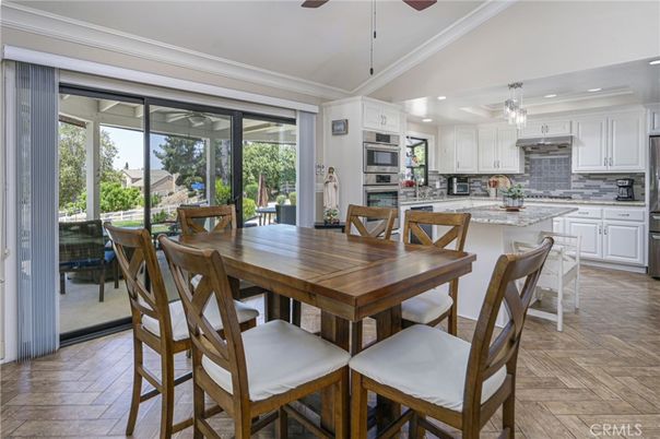 Dining room, Interior, Kitchen, Recessed Lighting, Wood Texture Flooring