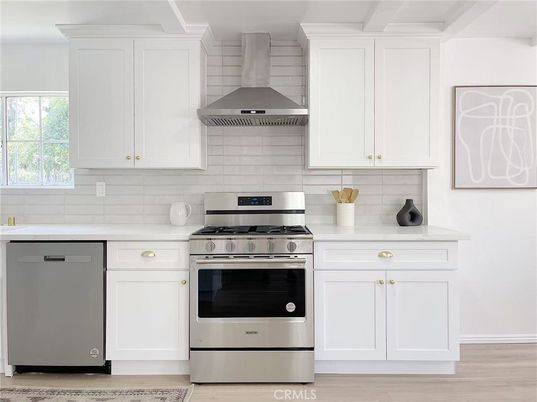 Interior, Kitchen, Stainless Steel Appliances, Wood Texture Flooring