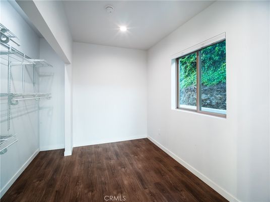 Empty room, Interior, Recessed Lighting, Walk-in Closets, Wood Texture Flooring