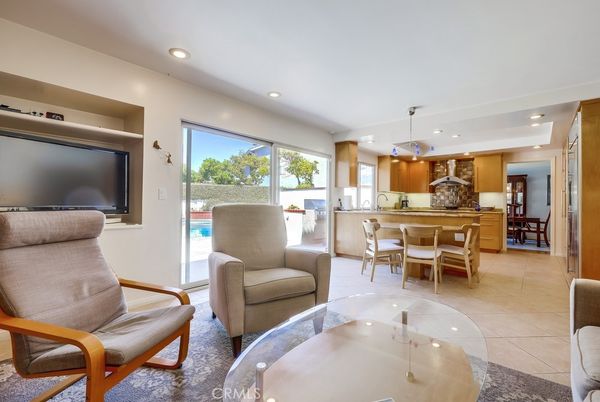 Dining room, Interior, Kitchen, Living room, Pendant Lights, Recessed Lighting