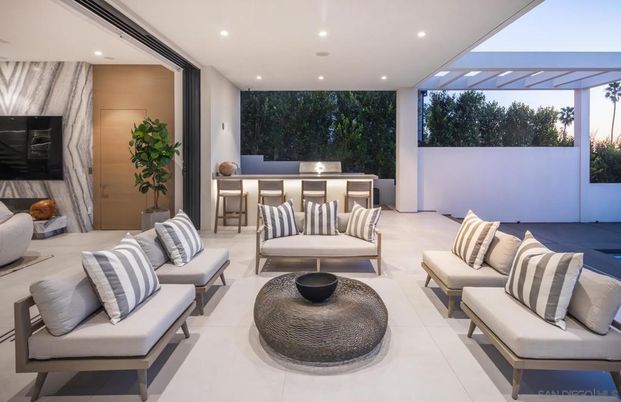Dining room, Interior, Living room, Recessed Lighting