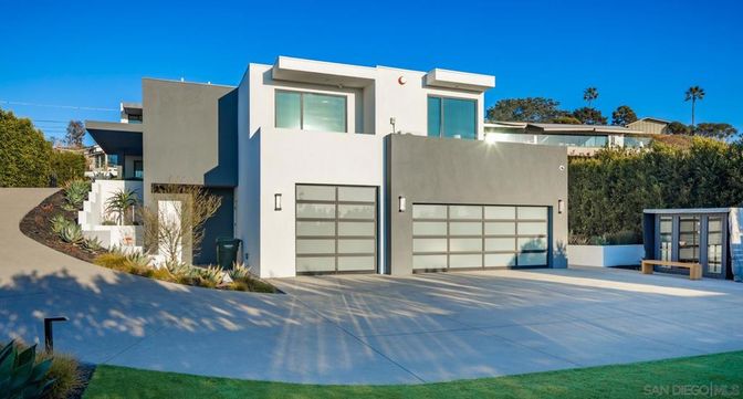 Attached, Exterior, Facade, Modern
