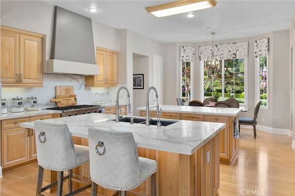 Dining room, Interior, Kitchen, Recessed Lighting, Wood Texture Flooring