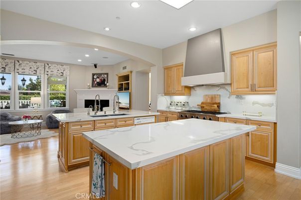 Fireplace, Interior, Kitchen, Recessed Lighting, Wood Texture Flooring