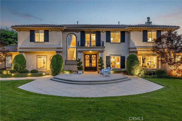 Backyard, Exterior, Facade, Mediterranean