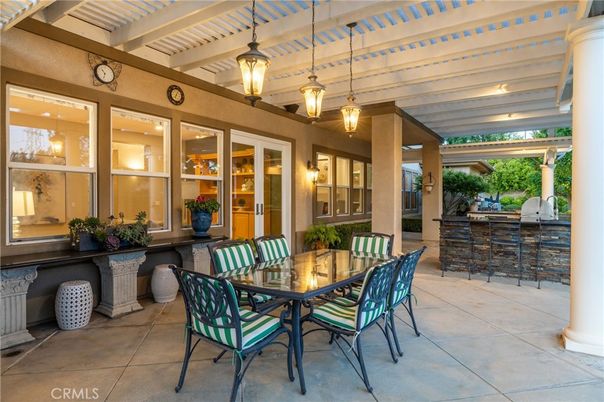 Exterior, Pendant Lights