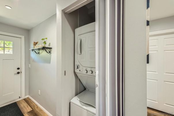 Interior, Recessed Lighting, Utility Closets, Washer, Wood Texture Flooring