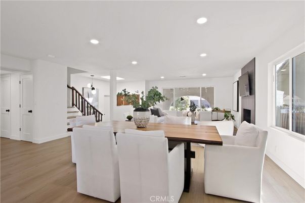 Dining room, Interior, Living room, Pendant Lights, Recessed Lighting, Wood Texture Flooring